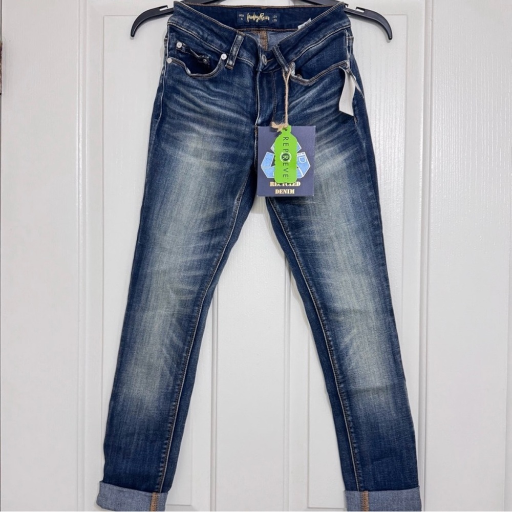 Indigo Rein Blue Ankle Cropped Jeans with Vintage Fade